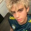 avatar-img